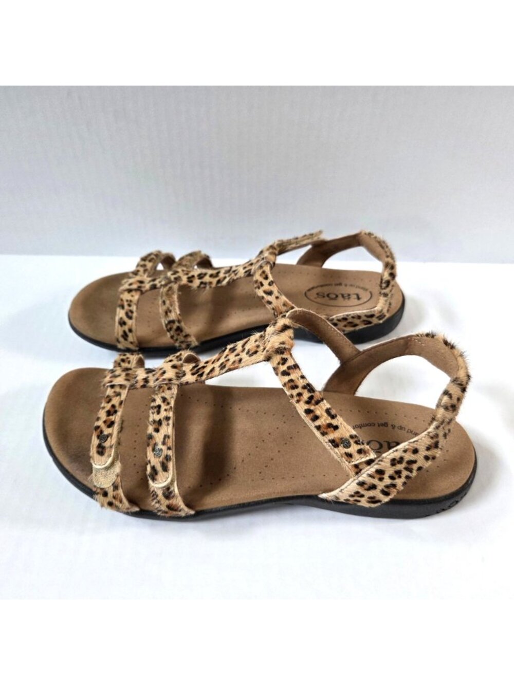 Taos Sandals 9 Trophy 2 Beige Cheetah Pony Hair Leather T Strap Comfort Shoes - Picture 3 of 11